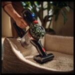 Spy Staubsauger Dyson V8 Cyclone Schwarz – Bild 5